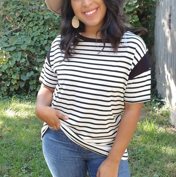 YING & YANG RELAXED STRIPE TEE TOP - Picture 8 of 15